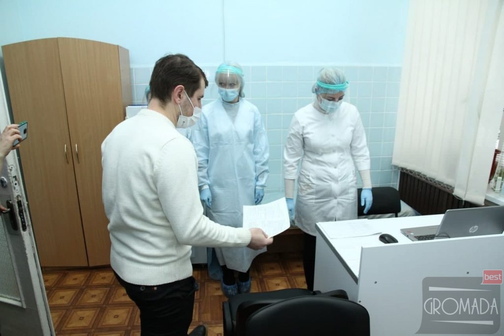 Полтавська область в питанні вакцин не пасе задніх