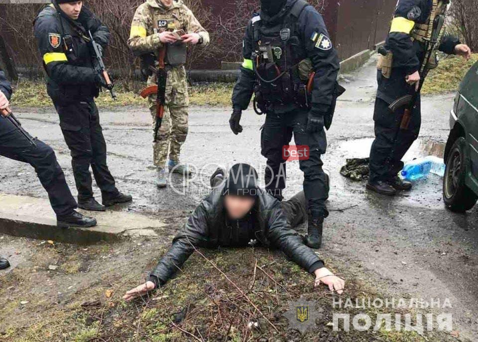 Минулої доби на Полтавщині затримали 238 підозрілих людей