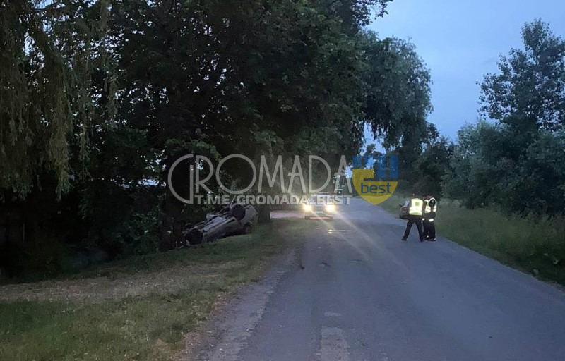 Трагічне ДТП в селі Рокитне загинув водій автомобіля