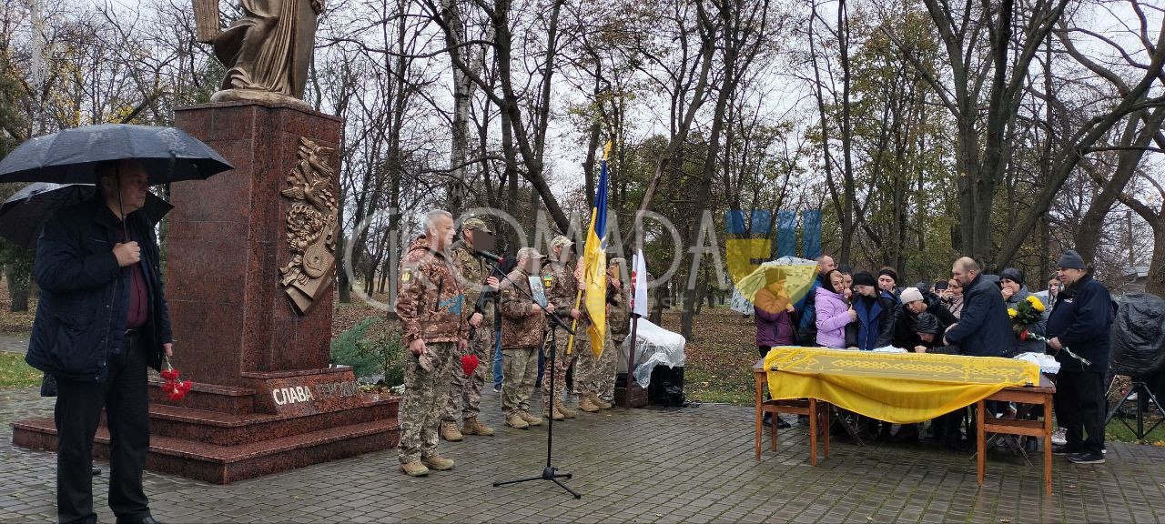 Село Сиротенки в жалобі загинув лейтенант Олег Павленко